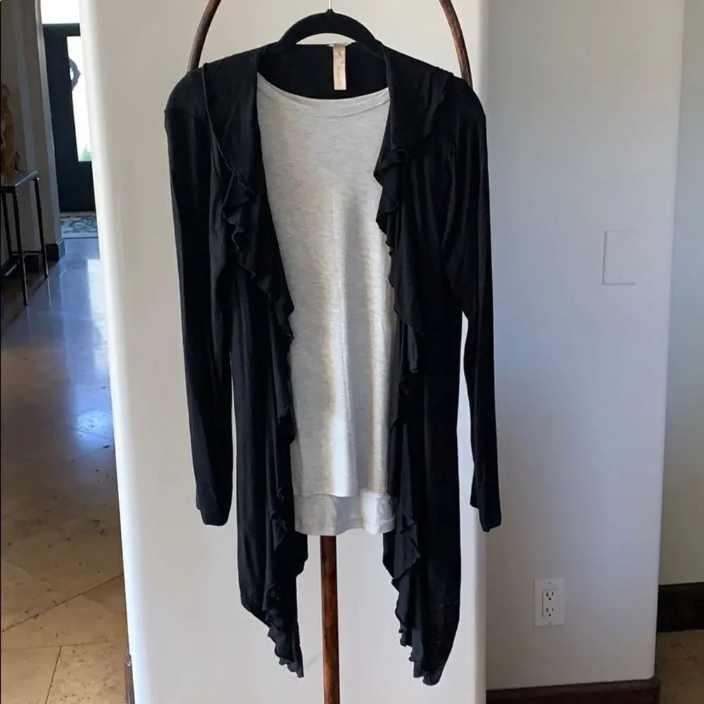 Black
Knit Waterfall Cardigan Wrap